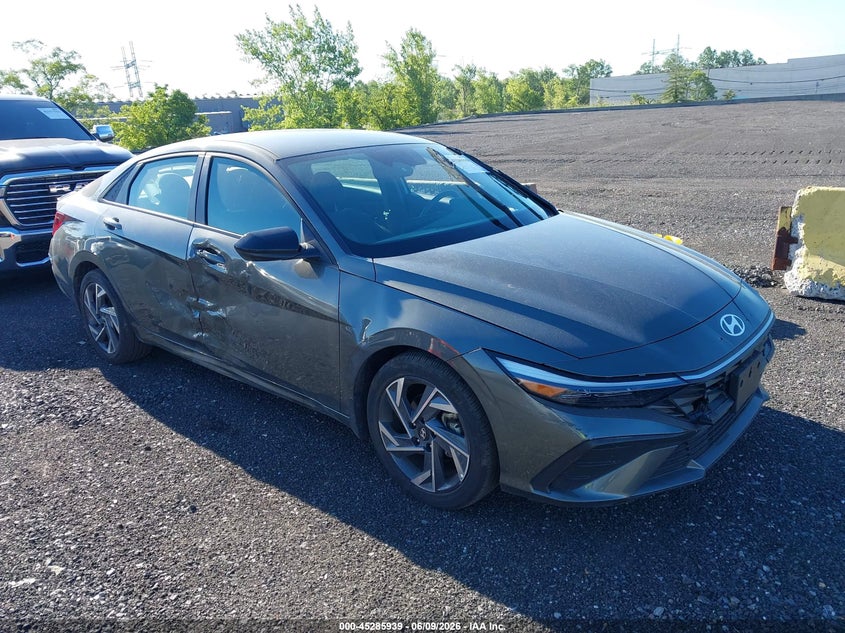 2025 Hyundai Elantra VIN KMHLM4DG1SU034830 IAAI salvage auction — RIGHT SIDE, Salvage Title, sold $6,950 on 2026-07-14 (photo 1)