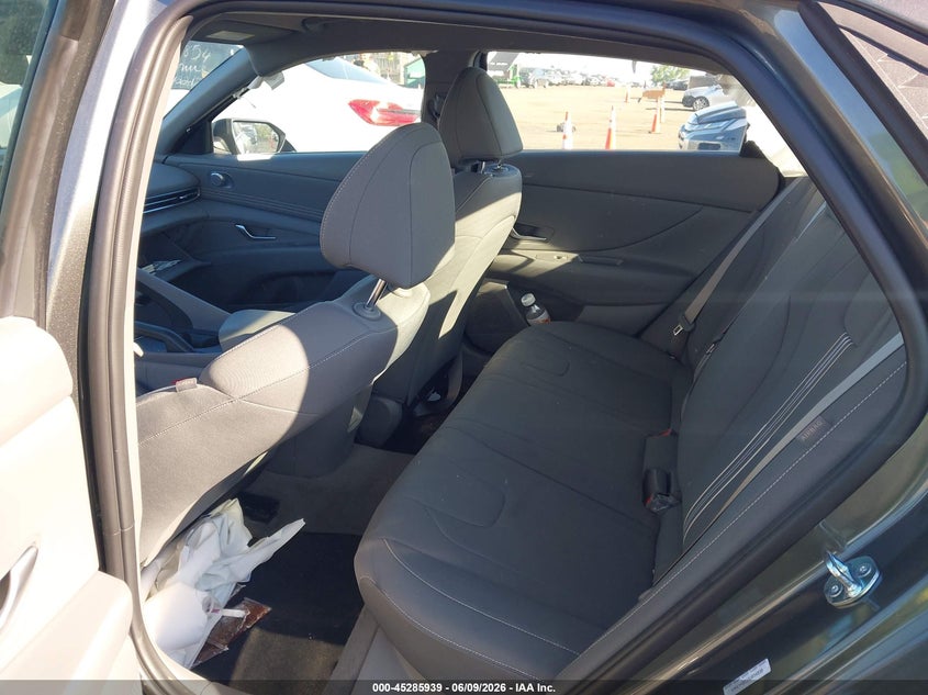 2025 Hyundai Elantra VIN KMHLM4DG1SU034830 IAAI salvage auction — RIGHT SIDE, Salvage Title, sold $6,950 on 2026-07-14 (photo 8)