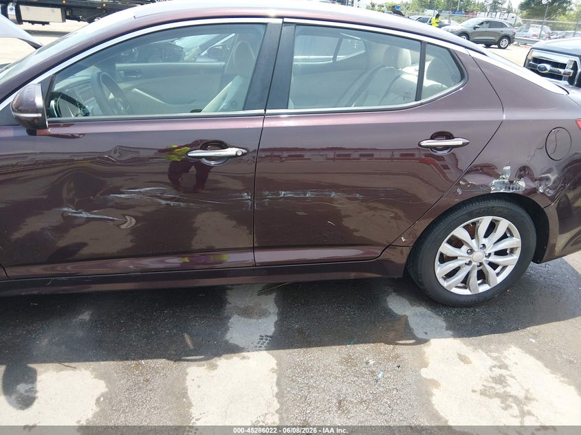 2014 Kia Optima VIN 5XXGM4A70EG316011 IAAI salvage auction — LEFT SIDE, Salvage Title, sold $550 on 2026-07-06 (photo 6)