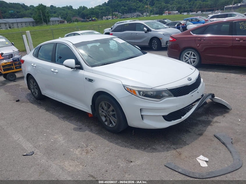 2018 Kia Optima VIN 5XXGT4L13JG238314 IAAI salvage auction — LEFT FRONT, Salvage Title, sold $25 on 2026-07-21 (photo 1)
