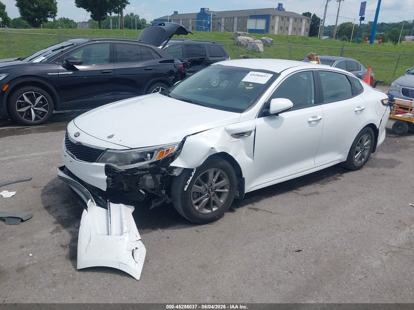 2018 Kia Optima VIN 5XXGT4L13JG238314 IAAI salvage auction — LEFT FRONT, Salvage Title, sold $25 on 2026-07-21 (photo 2)