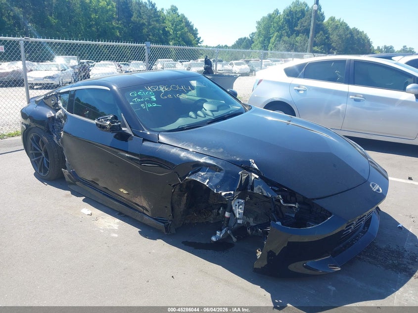 2024 Nissan Z VIN JN1BZ4BH9RM367500 IAAI salvage auction — RIGHT SIDE, Salvage Title, sold $8,200 on 2026-07-22 (photo 1)