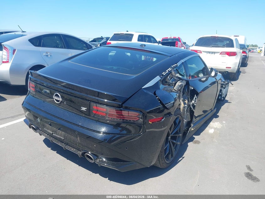 2024 Nissan Z VIN JN1BZ4BH9RM367500 IAAI salvage auction — RIGHT SIDE, Salvage Title, sold $8,200 on 2026-07-29 (photo 4)