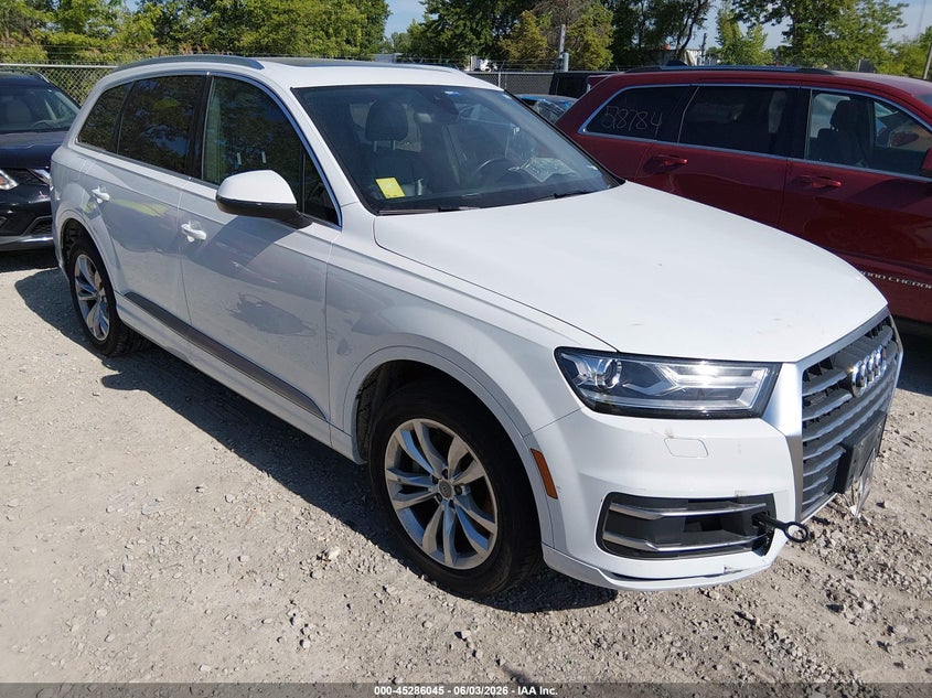 2017 Audi Q7 VIN WA1LAAF76HD019493 IAAI salvage auction — ENGINE DAMAGE, Salvage Title, sold $3,500 on 2026-07-21 (photo 1)