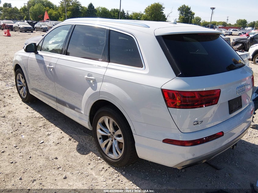 2017 Audi Q7 VIN WA1LAAF76HD019493 IAAI salvage auction — ENGINE DAMAGE, Salvage Title, sold $3,500 on 2026-07-21 (photo 3)