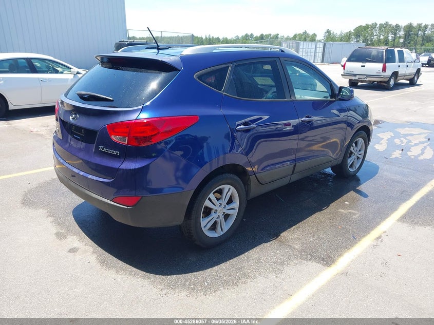 2011 Hyundai Tucson VIN KM8JU3AC5BU284803 IAAI salvage auction — LEFT FRONT, Repossession Paperwork (South Carolina), sold $1,175 on 2026-07-08 (photo 4)