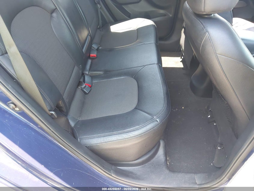 2011 Hyundai Tucson VIN KM8JU3AC5BU284803 IAAI salvage auction — LEFT FRONT, Repossession Paperwork (South Carolina), sold $1,175 on 2026-07-08 (photo 8)