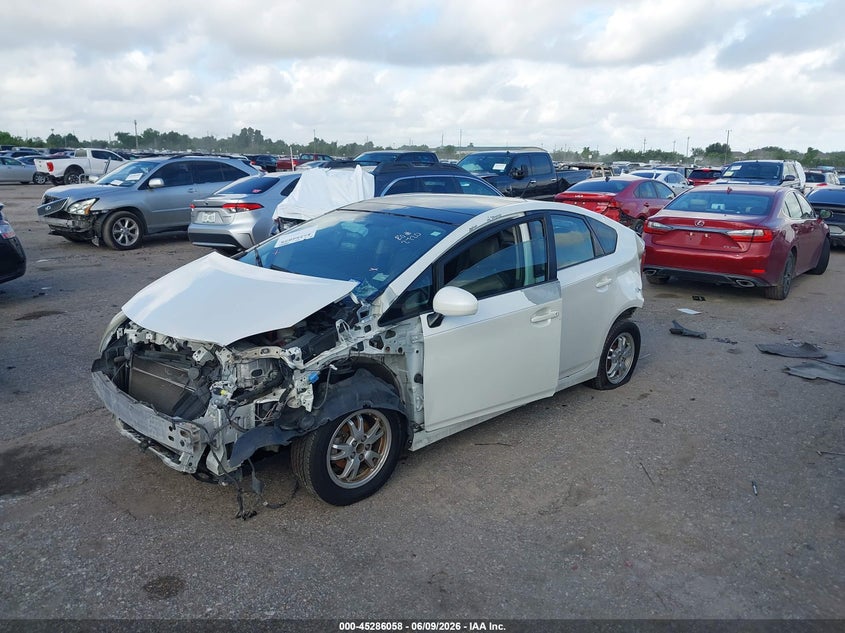 2010 Toyota Prius VIN JTDKN3DU2A0121798 IAAI salvage auction — FRONT & REAR, Salvage (Texas), sold $650 on 2026-07-15 (photo 2)
