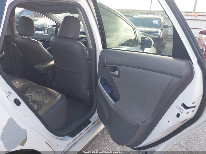 2010 Toyota Prius VIN JTDKN3DU2A0121798 IAAI salvage auction — FRONT & REAR, Salvage (Texas), sold $650 on 2026-07-15 (photo 8)