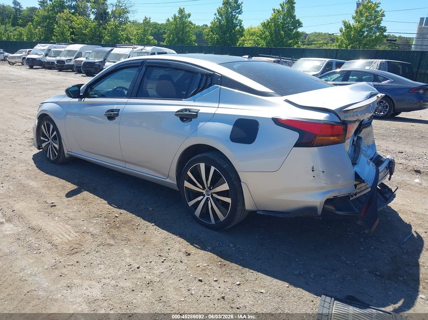 2020 Nissan Altima VIN 1N4BL4CW1LC118557 IAAI salvage auction — REAR END, Salvage Title, sold $2,600 on 2026-09-03 (photo 3)