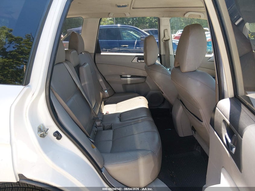 2012 Subaru Forester VIN JF2SHGHC0CH464244 IAAI salvage auction — NORMAL WEAR, Salvage Title, sold $450 on 2026-07-08 (photo 8)