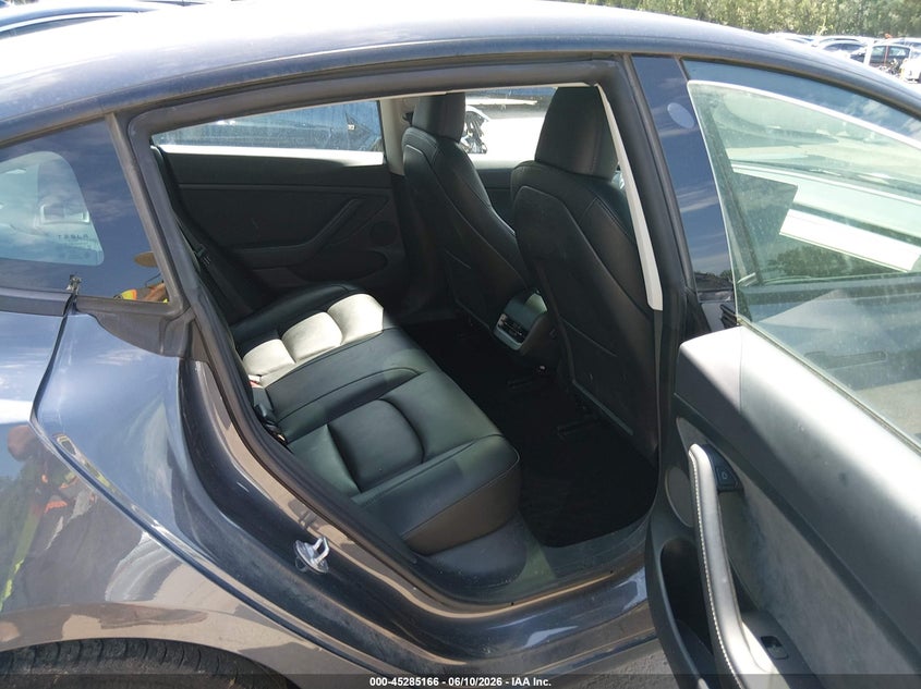 2023 Tesla Model 3 VIN 5YJ3E1EAXPF648950 IAAI salvage auction — FRONT END, Salvage Title, sold $7,450 on 2026-07-30 (photo 8)