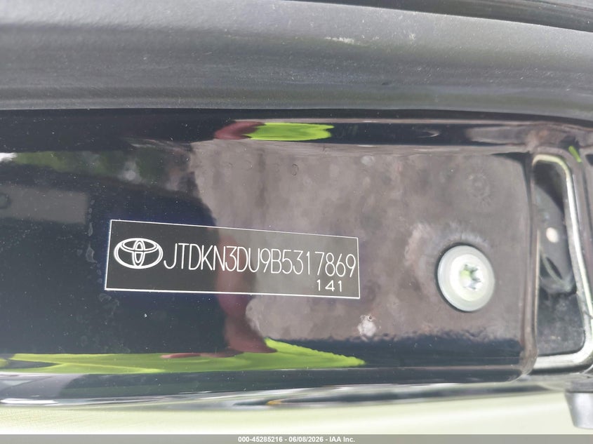 2011 Toyota Prius VIN JTDKN3DU9B5317869 IAAI salvage auction — ROLLOVER, Salvage (Ohio), sold $475 on 2026-07-08 (photo 9)