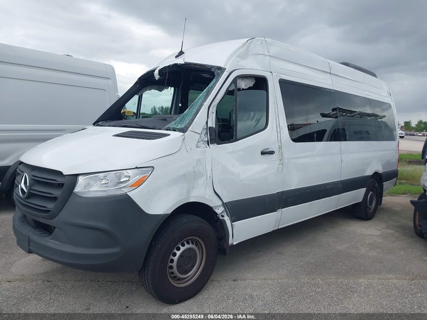 2026 Mercedes-benz Sprinter VIN W1Z4KGHYXTT602297 IAAI salvage auction — ALL OVER, Clear (Florida), sold $36,600 on 2026-07-15 (photo 6)