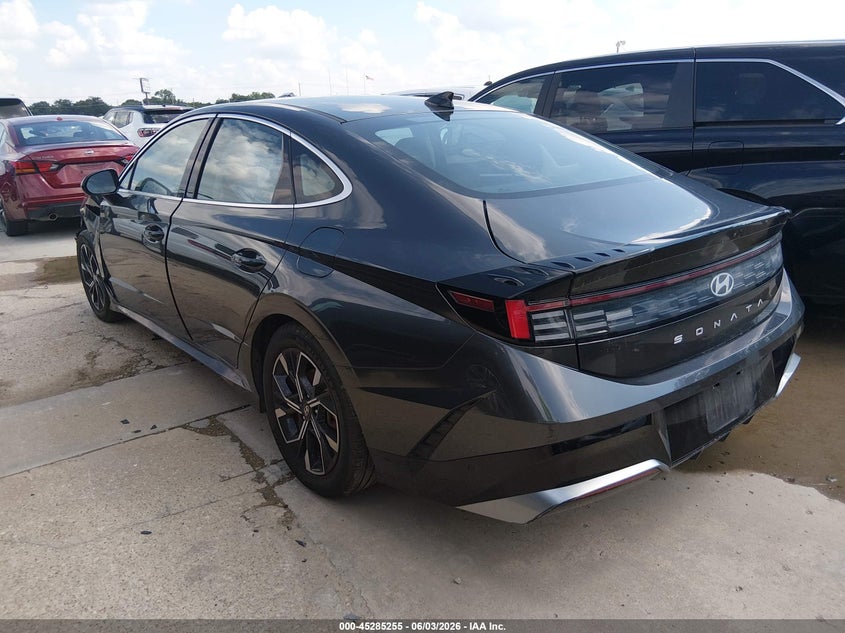2024 Hyundai Sonata VIN KMHL64JAXRA411578 IAAI salvage auction — FRONT END, Salvage Title, sold $2,500 on 2026-07-13 (photo 3)