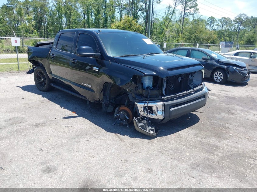 2018 Toyota Tundra VIN 5TFDW5F14JX742004 — IAAI salvage auction photo