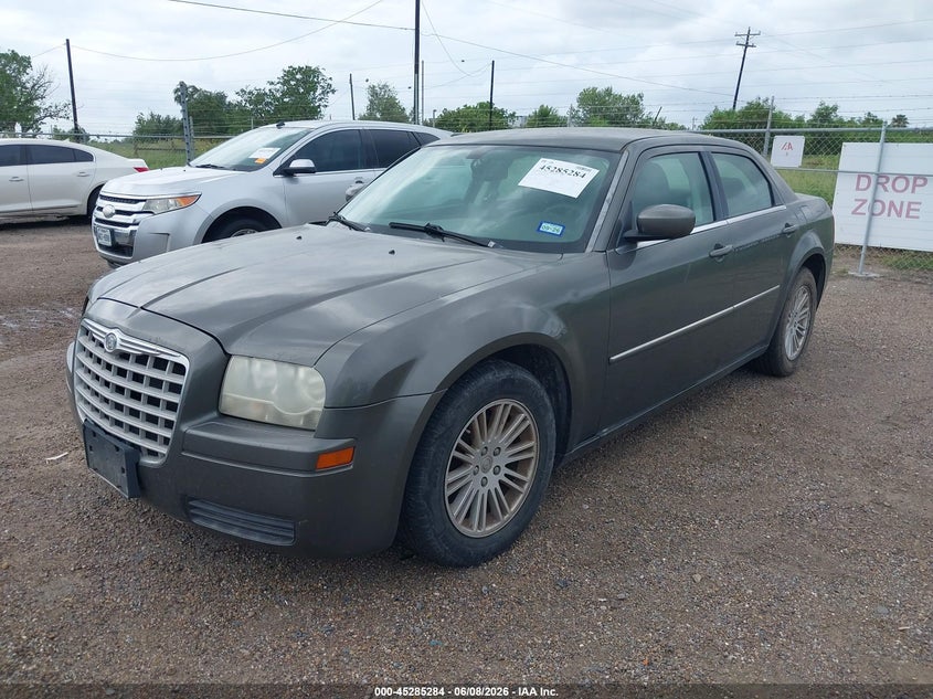 2008 Chrysler 300 VIN 2C3LA43R58H283258 IAAI salvage auction — NORMAL WEAR, Original (Texas), sold $725 on 2026-07-06 (photo 2)