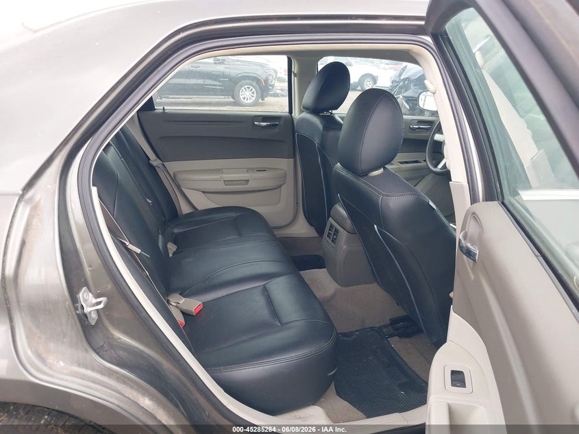 2008 Chrysler 300 VIN 2C3LA43R58H283258 IAAI salvage auction — NORMAL WEAR, Original (Texas), sold $725 on 2026-07-06 (photo 8)