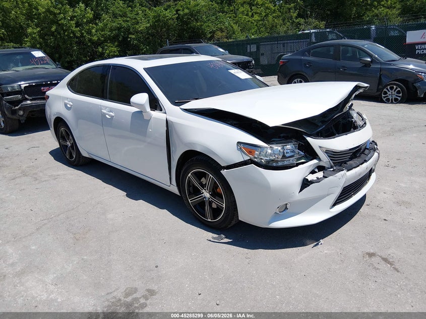 2014 Lexus ES VIN JTHBK1GG6E2090857 IAAI salvage auction — FRONT END, Salvage Title, sold $3,200 on 2026-07-20 (photo 1)