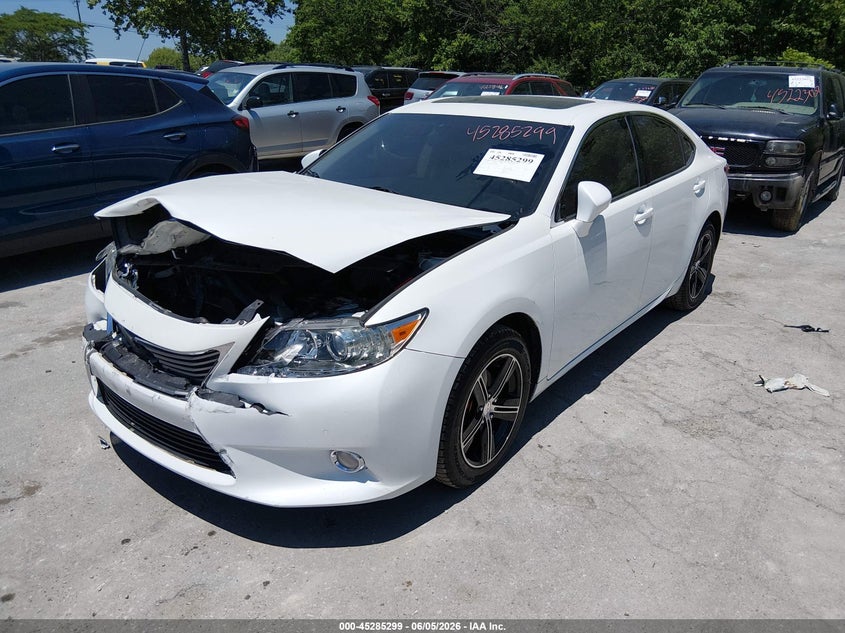 2014 Lexus ES VIN JTHBK1GG6E2090857 IAAI salvage auction — FRONT END, Salvage Title, sold $3,200 on 2026-07-20 (photo 2)