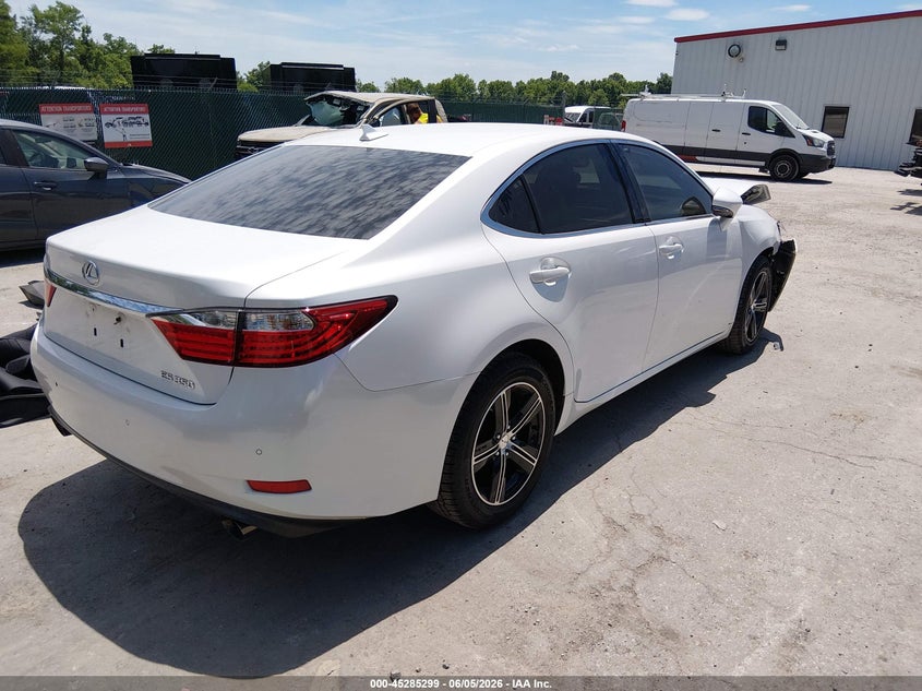 2014 Lexus ES VIN JTHBK1GG6E2090857 IAAI salvage auction — FRONT END, Salvage Title, sold $3,200 on 2026-07-20 (photo 4)