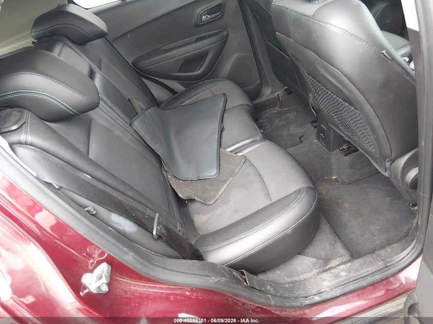 2016 Chevrolet Trax VIN 3GNCJLSBXGL244947 IAAI salvage auction — RIGHT SIDE, Salvage Title, sold $950 on 2026-07-09 (photo 8)