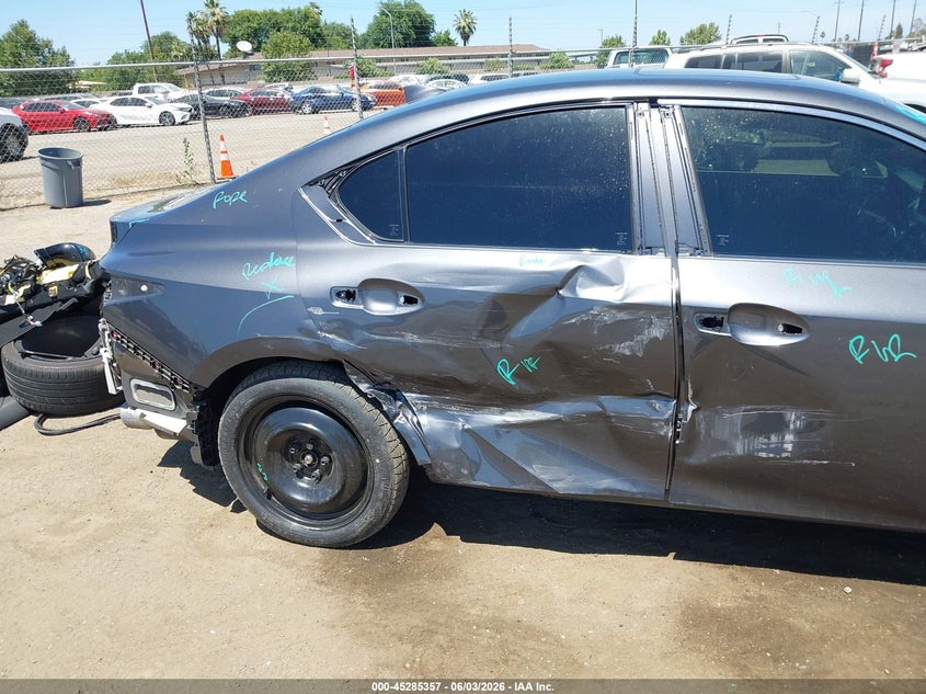 2024 Lexus Is VIN JTHGZ1B2XR5080320 IAAI salvage auction — RIGHT SIDE, Salvage Title, sold $16,550 on 2026-07-21 (photo 6)