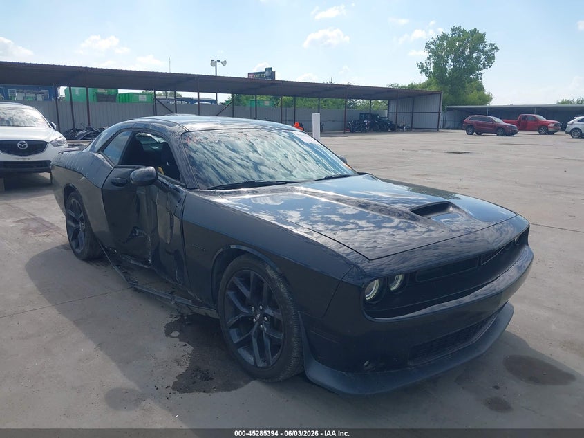 2021 Dodge Challenger VIN 2C3CDZBT3MH503394 IAAI salvage auction — RIGHT SIDE, Salvage Title, sold $11,800 on 2026-07-29 (photo 1)