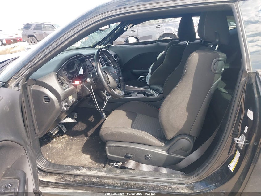 2021 Dodge Challenger VIN 2C3CDZBT3MH503394 IAAI salvage auction — RIGHT SIDE, Salvage Title, sold $11,800 on 2026-07-29 (photo 5)