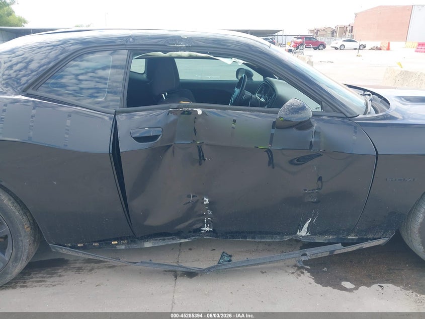 2021 Dodge Challenger VIN 2C3CDZBT3MH503394 IAAI salvage auction — RIGHT SIDE, Salvage Title, sold $11,800 on 2026-07-29 (photo 6)