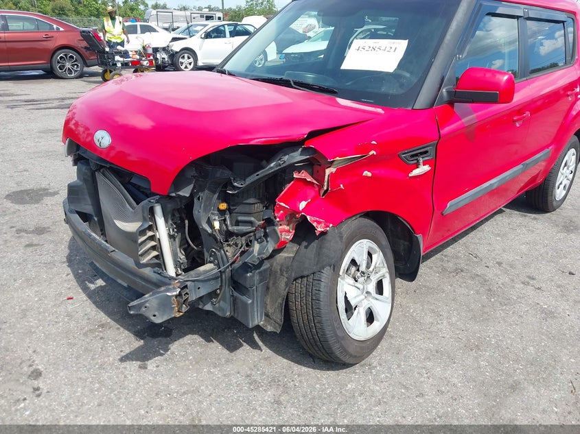 2013 Kia Soul VIN KNDJT2A53D7633431 IAAI salvage auction — FRONT END, Salvage Title, sold $375 on 2026-07-07 (photo 6)