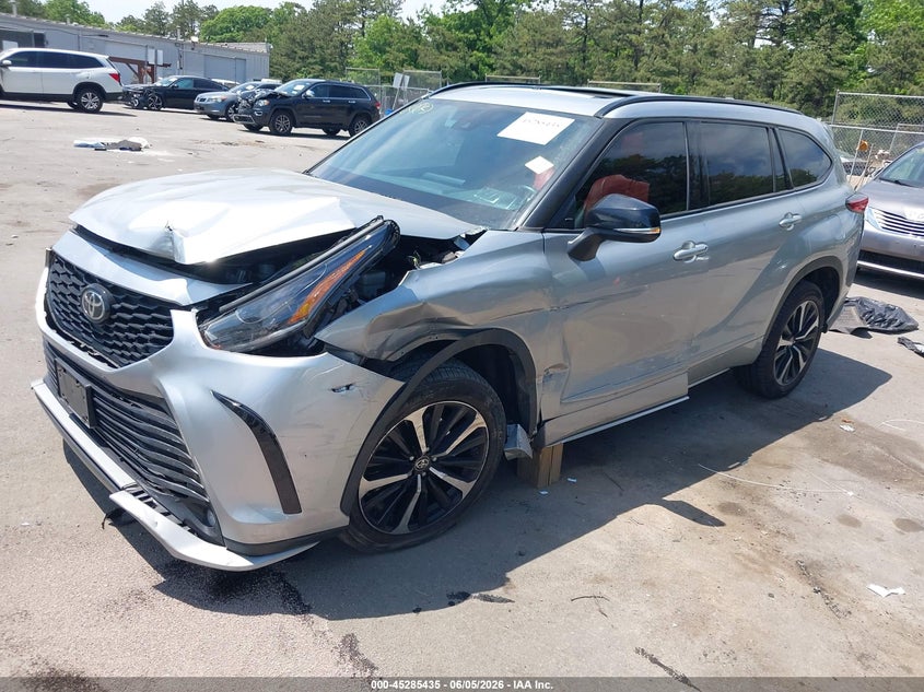 2021 Toyota Highlander VIN 5TDLZRBH3MS069200 IAAI salvage auction — FRONT END, Salvage Title, sold $15,450 on 2026-07-24 (photo 2)
