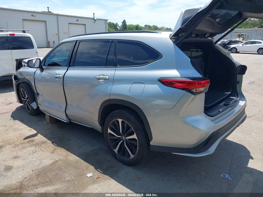 2021 Toyota Highlander VIN 5TDLZRBH3MS069200 IAAI salvage auction — FRONT END, Salvage Title, sold $15,450 on 2026-07-24 (photo 3)