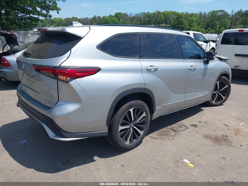 2021 Toyota Highlander VIN 5TDLZRBH3MS069200 IAAI salvage auction — FRONT END, Salvage Title, sold $15,450 on 2026-07-24 (photo 4)