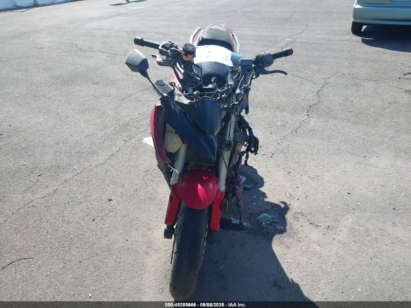 2011 Kawasaki Zx1000 VIN JKAZXCG18BA004128 IAAI salvage auction — FRONT & REAR, Salvage (Idaho), sold $650 on 2026-07-17 (photo 5)