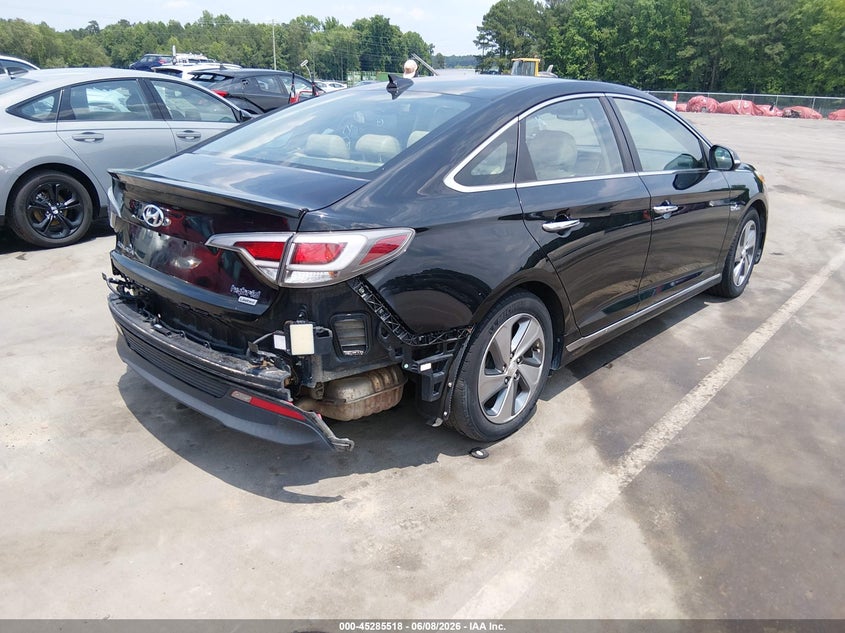 2017 Hyundai Sonata VIN KMHE34L1XHA044789 IAAI salvage auction — LEFT SIDE, Salvage Title, sold $2,025 on 2026-07-08 (photo 4)