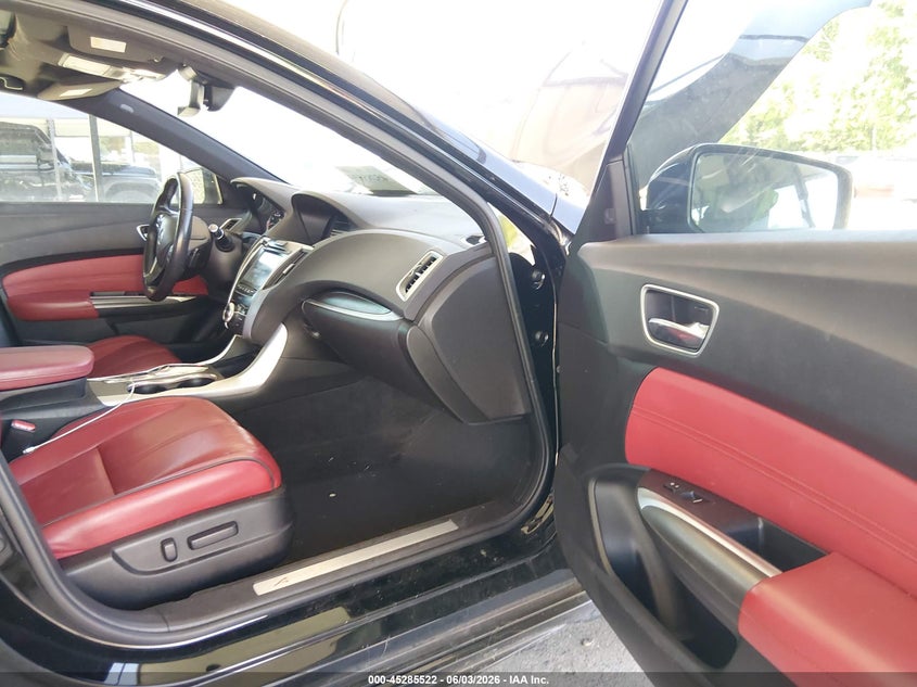 2018 Acura Tlx VIN 19UUB2F63JA003541 IAAI salvage auction — REAR END, Salvage Title, sold $4,600 on 2026-07-12 (photo 5)