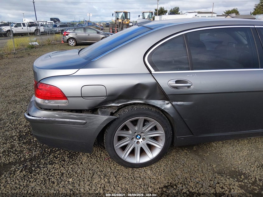 2006 BMW 7 series VIN WBAHN83506DT63570 IAAI salvage auction — REAR END, Salvage (Oregon), sold $800 on 2026-07-20 (photo 6)