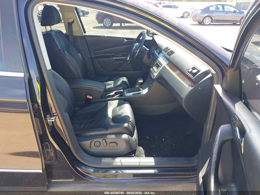 2008 Volkswagen Passat VIN WVWEK73C58E170691 IAAI salvage auction — FRONT END, Clear (Indiana), sold $275 on 2026-07-14 (photo 5)