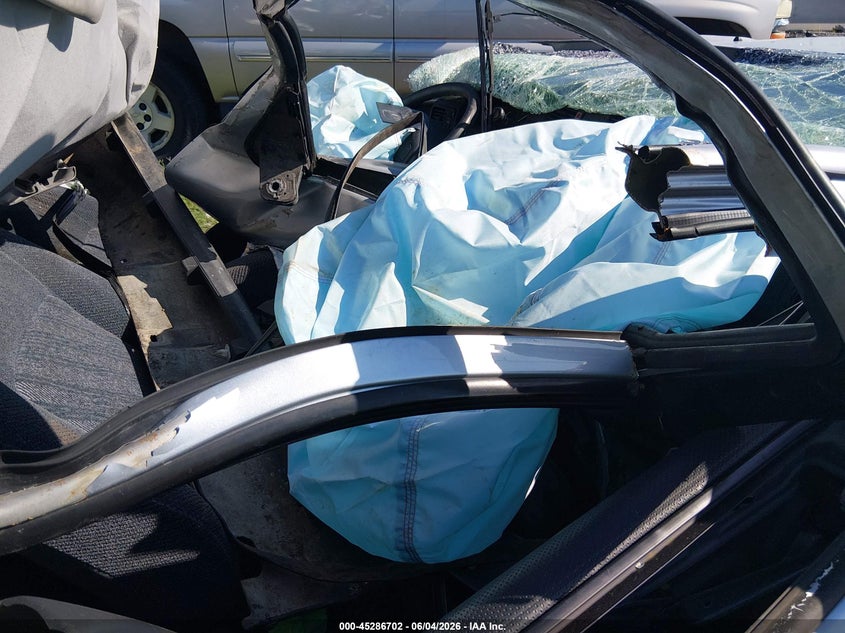 2001 Honda Cr-v VIN JHLRD28441S009050 IAAI salvage auction — BIOHAZARD/CHEMICAL, Salvage (Tennessee), sold $225 on 2026-07-23 (photo 5)