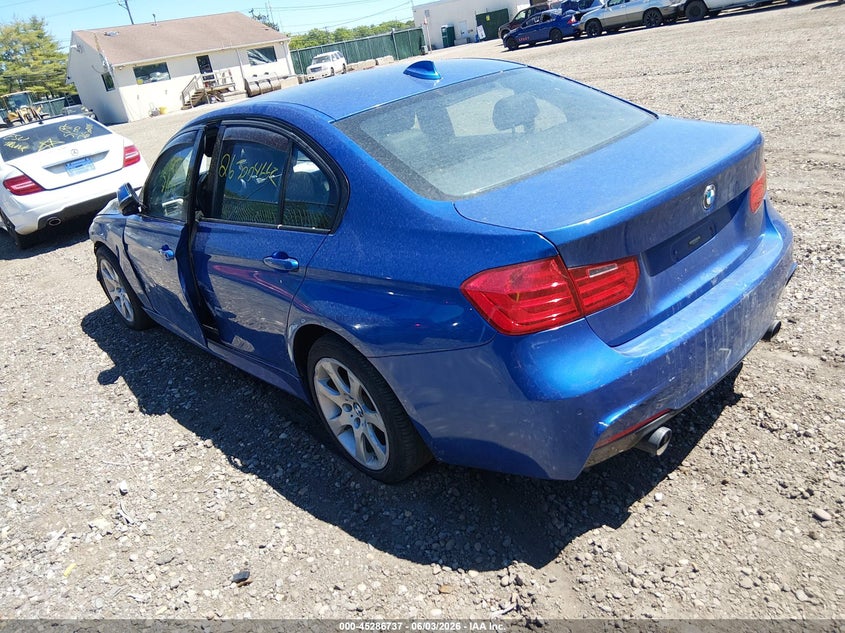 2013 BMW 3er VIN WBA3B9C54DF140071 IAAI salvage auction — FRONT END, Salvage Title, sold $1,275 on 2026-07-14 (photo 3)