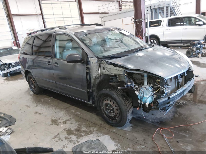 2009 Toyota Sienna VIN 5TDZK23C89S277458 IAAI salvage auction — FRONT END, Salvage (Idaho), sold $400 on 2026-07-31 (photo 1)
