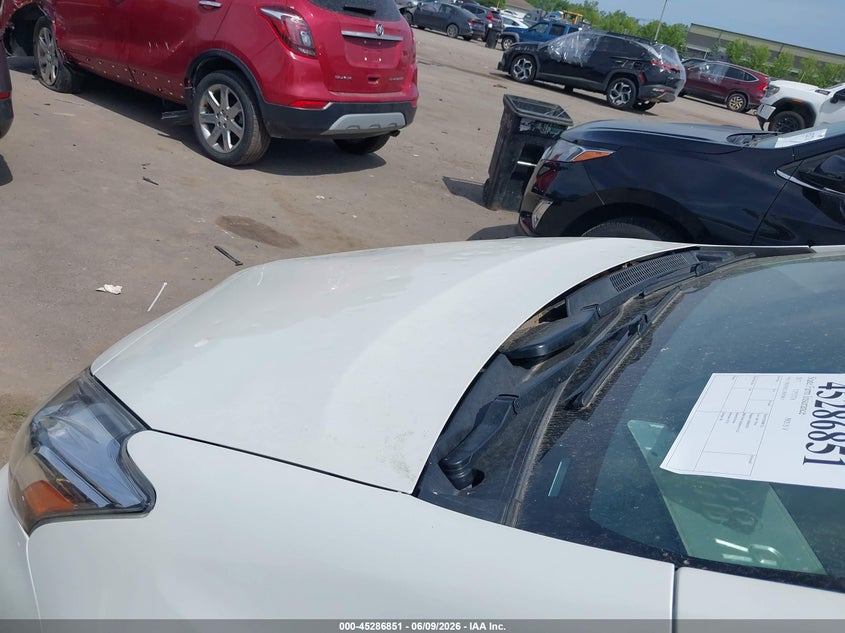 2017 Toyota Prius v VIN JTDZN3EU3HJ070913 IAAI salvage auction — HAIL, Salvage (Ohio), sold $7,700 on 2026-07-28 (photo 6)