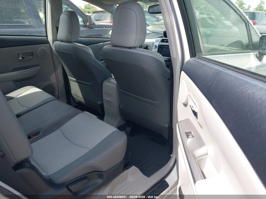 2017 Toyota Prius v VIN JTDZN3EU3HJ070913 IAAI salvage auction — HAIL, Salvage (Ohio), sold $7,700 on 2026-07-28 (photo 8)