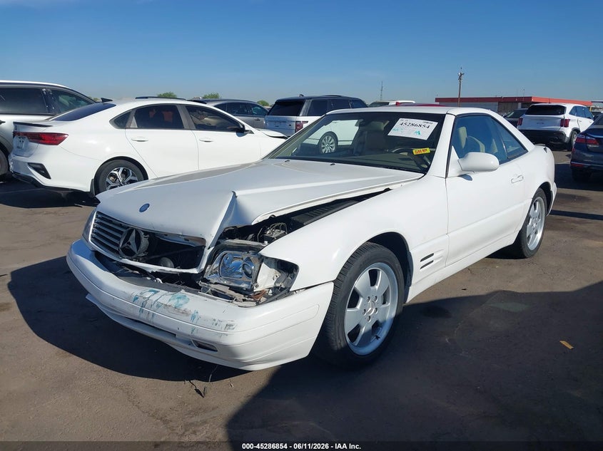 2000 Mercedes-benz Sl-class VIN WDBFA68F1YF194452 IAAI salvage auction — LEFT FRONT, Salvage (Arizona), sold $5,100 on 2026-07-28 (photo 2)