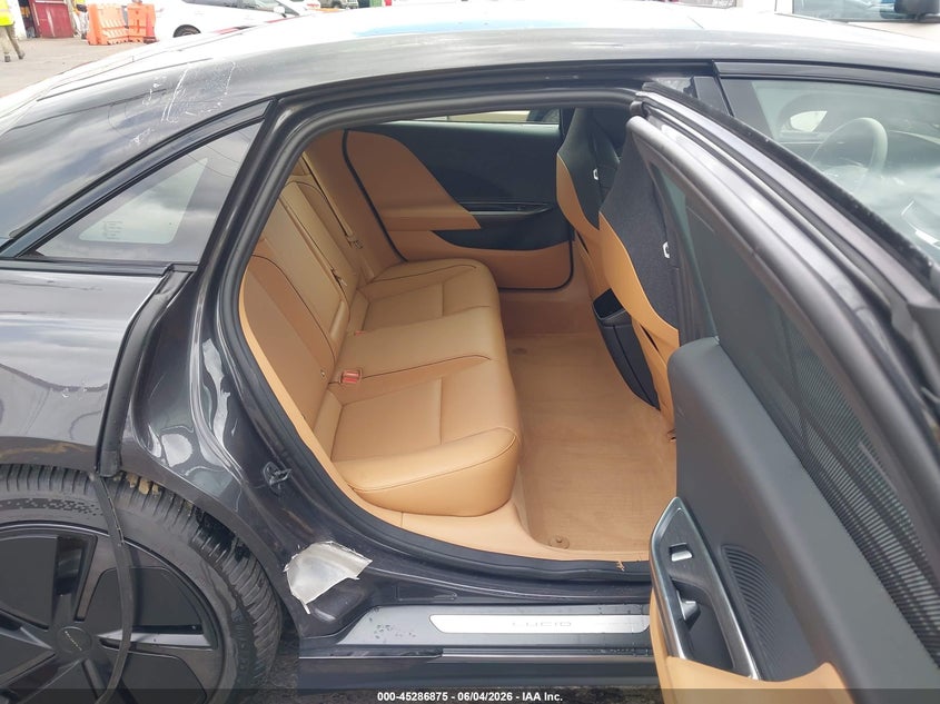 2026 Lucid Air VIN 50EA1TEA9TA042357 IAAI salvage auction — RIGHT SIDE, Salvage (Oregon), sold $30,875 on 2026-08-13 (photo 8)