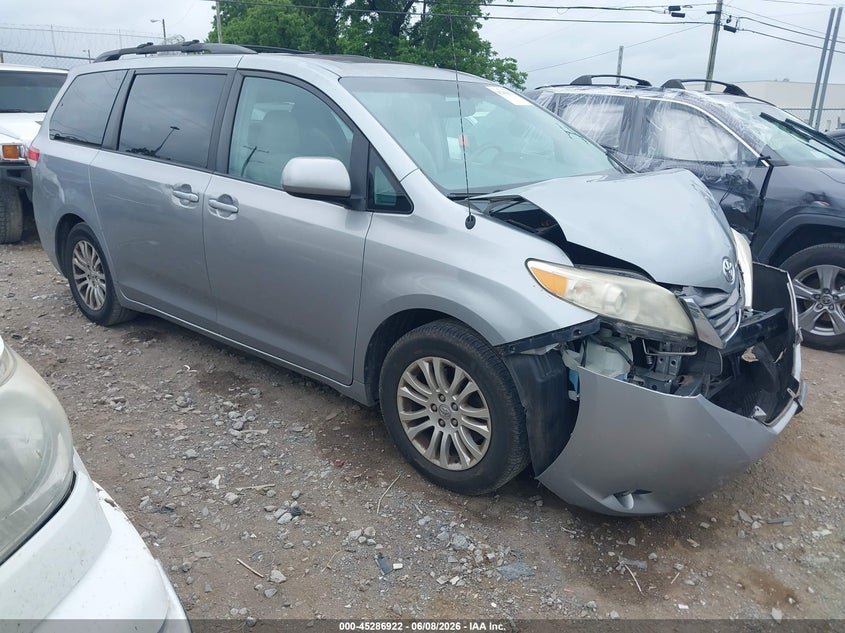 2014 Toyota Sienna VIN 5TDYK3DC8ES436036 IAAI salvage auction — FRONT END, Salvage Title, sold $1,800 on 2026-07-23 (photo 1)
