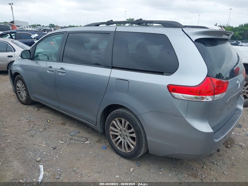 2014 Toyota Sienna VIN 5TDYK3DC8ES436036 IAAI salvage auction — FRONT END, Salvage Title, sold $1,800 on 2026-07-23 (photo 3)