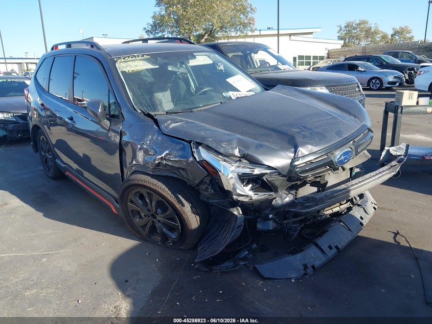 2023 Subaru Forester VIN JF2SKAJCXPH434280 IAAI salvage auction — RIGHT FRONT, Salvage Title, sold $1,850 on 2026-07-17 (photo 6)