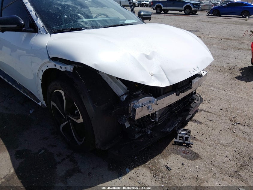 2024 Kia Ev6 VIN KNDC4DLCXR5180392 IAAI salvage auction — FRONT END, Salvage Title, sold $8,700 on 2026-07-12 (photo 6)